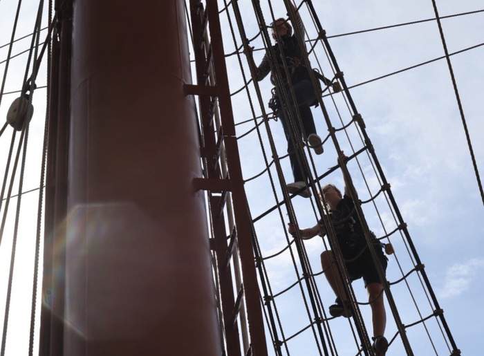 Sea Cloud Cruises, Sea Cloud II, Rigg Climbing 3.jpg